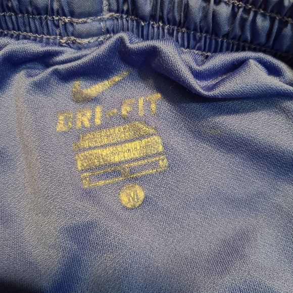 Nike Women's Running Shorts sz M - Picture 4 of 7